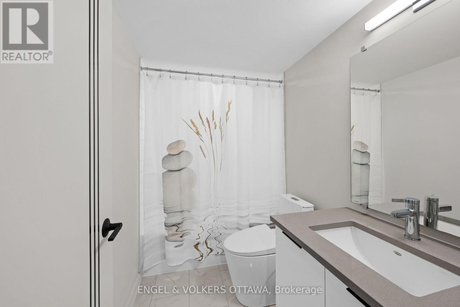 250 Shuttleworth Drive, Ottawa, Ontario  K1T 0T4 - Photo 32 - X12919826