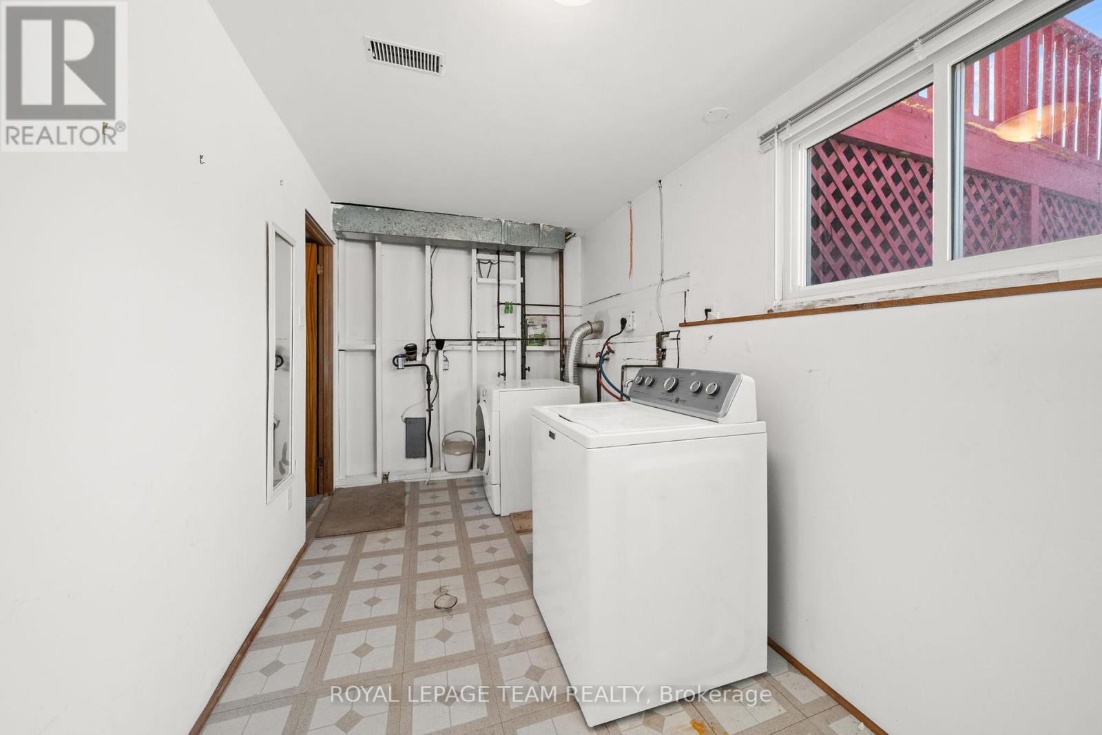 808 Nicholson Avenue, Ottawa, Ontario  K1V 6N5 - Photo 29 - X12919886