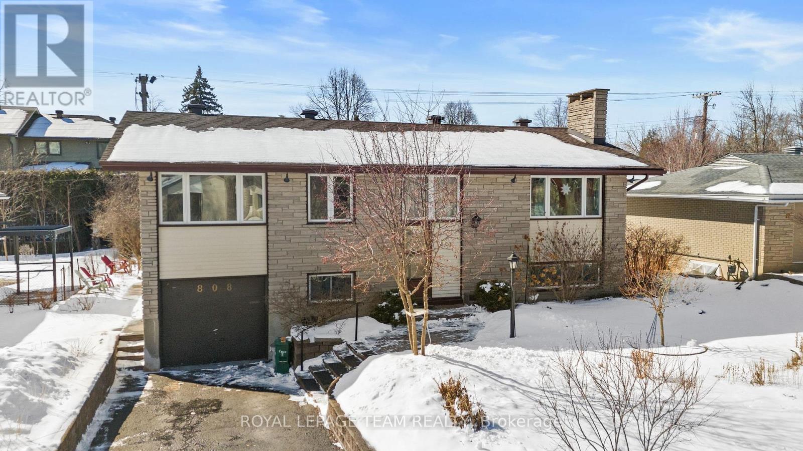 808 Nicholson Avenue, Ottawa, Ontario  K1V 6N5 - Photo 3 - X12919886