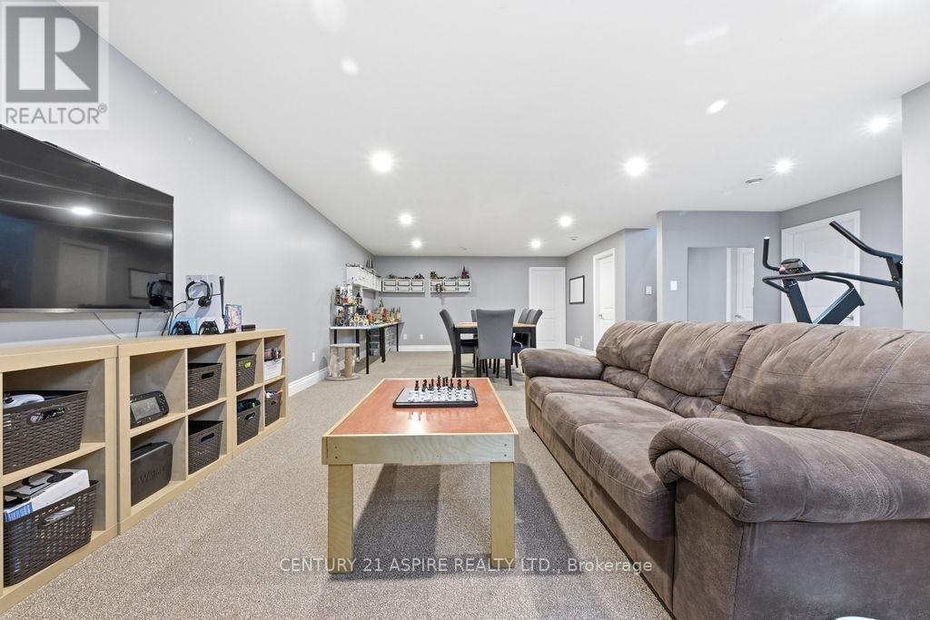 529 Turning Stone Crescent, Petawawa, Ontario K8H 0B3 - Photo 24 - X12919718