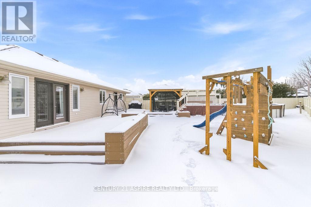 529 Turning Stone Crescent, Petawawa, Ontario K8H 0B3 - Photo 35 - X12919718