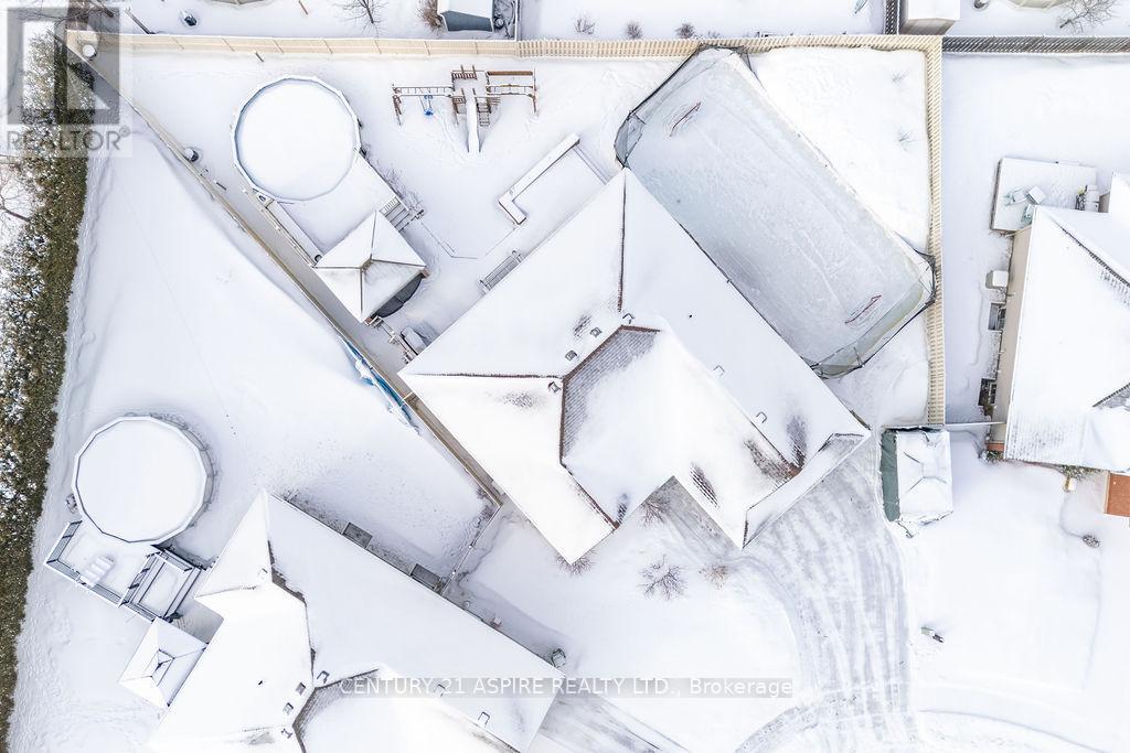 529 Turning Stone Crescent, Petawawa, Ontario K8H 0B3 - Photo 42 - X12919718