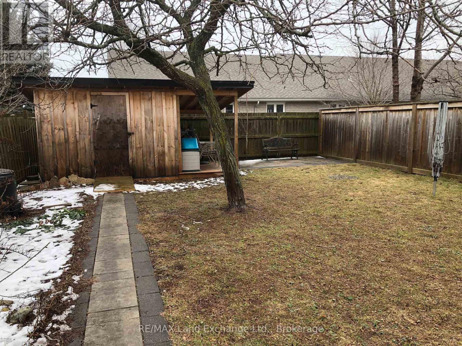 682 Kennard Crescent, Kincardine, Ontario  N2Z 1T3 - Photo 16 - X12917748