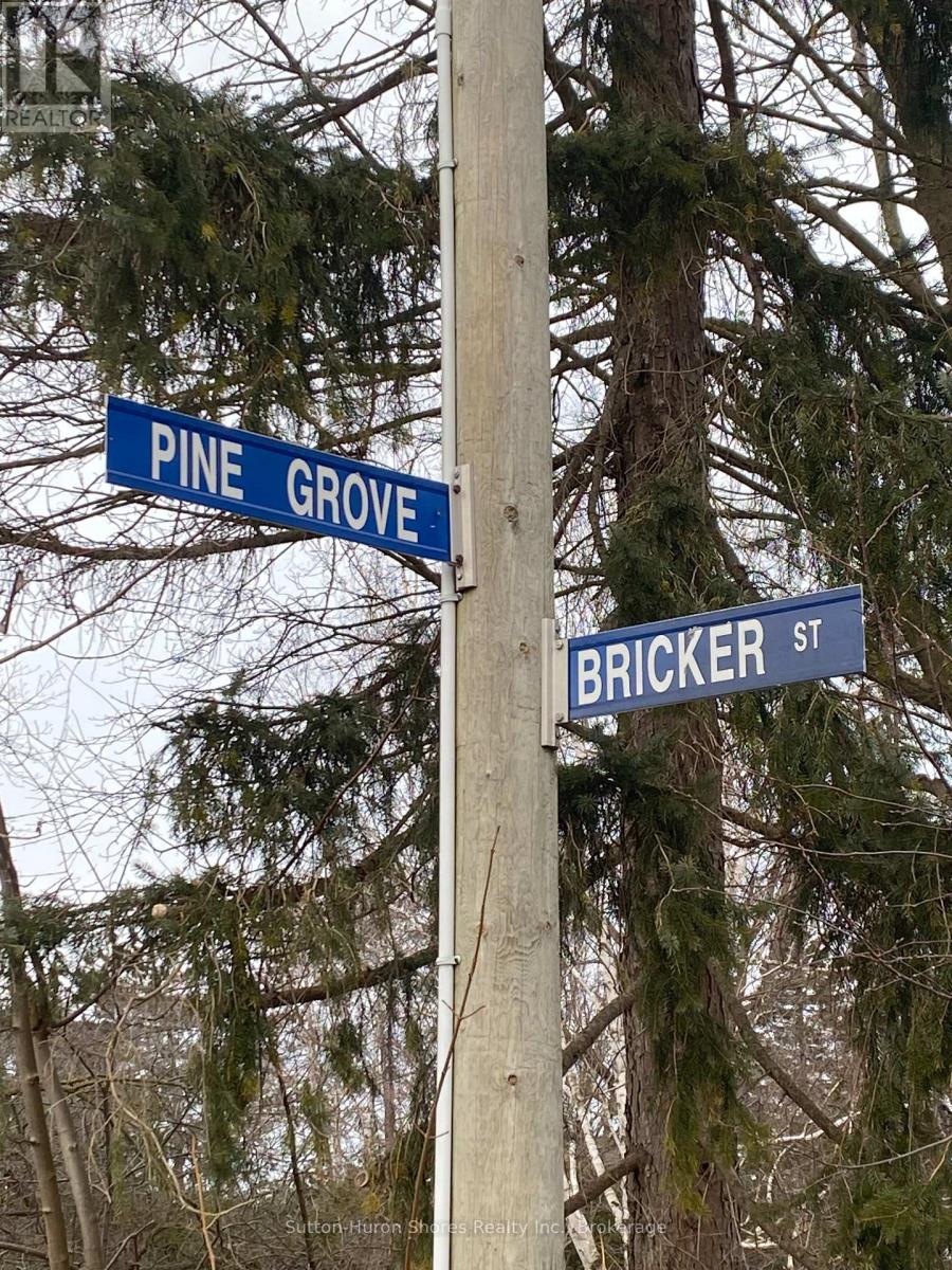 664 Pine Grove Drive, Saugeen Shores, Ontario N0H 2C3 - Photo 48 - X12917372