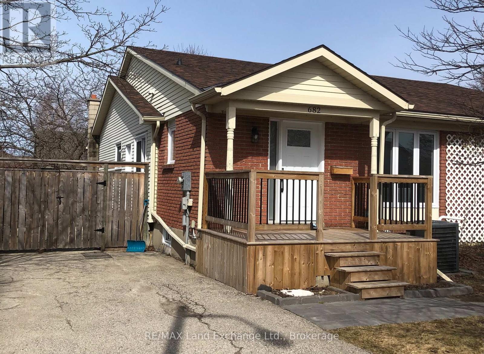 682 Kennard Crescent, Kincardine, Ontario  N2Z 1T3 - Photo 22 - X12917748