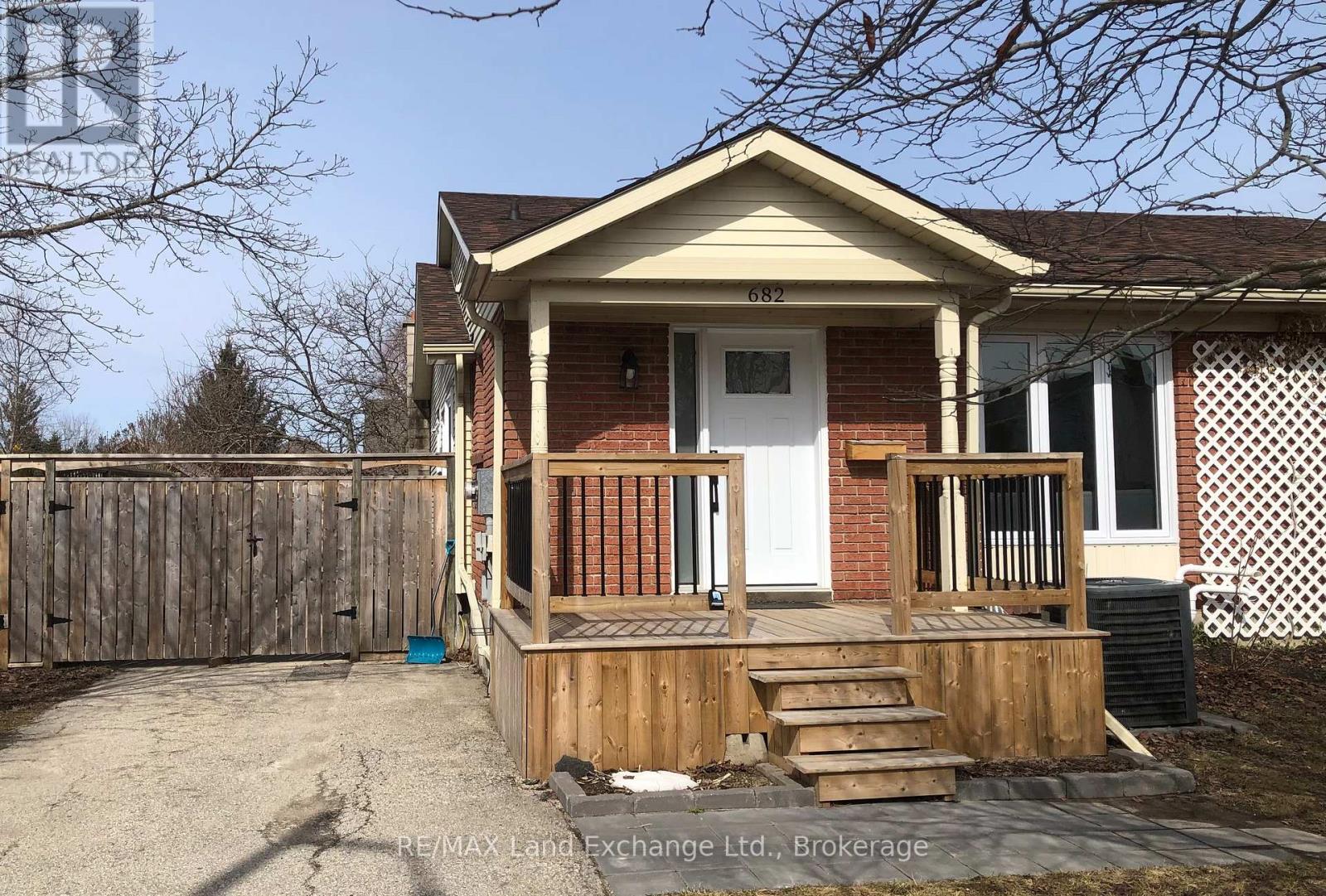 682 Kennard Crescent, Kincardine, Ontario  N2Z 1T3 - Photo 24 - X12917748