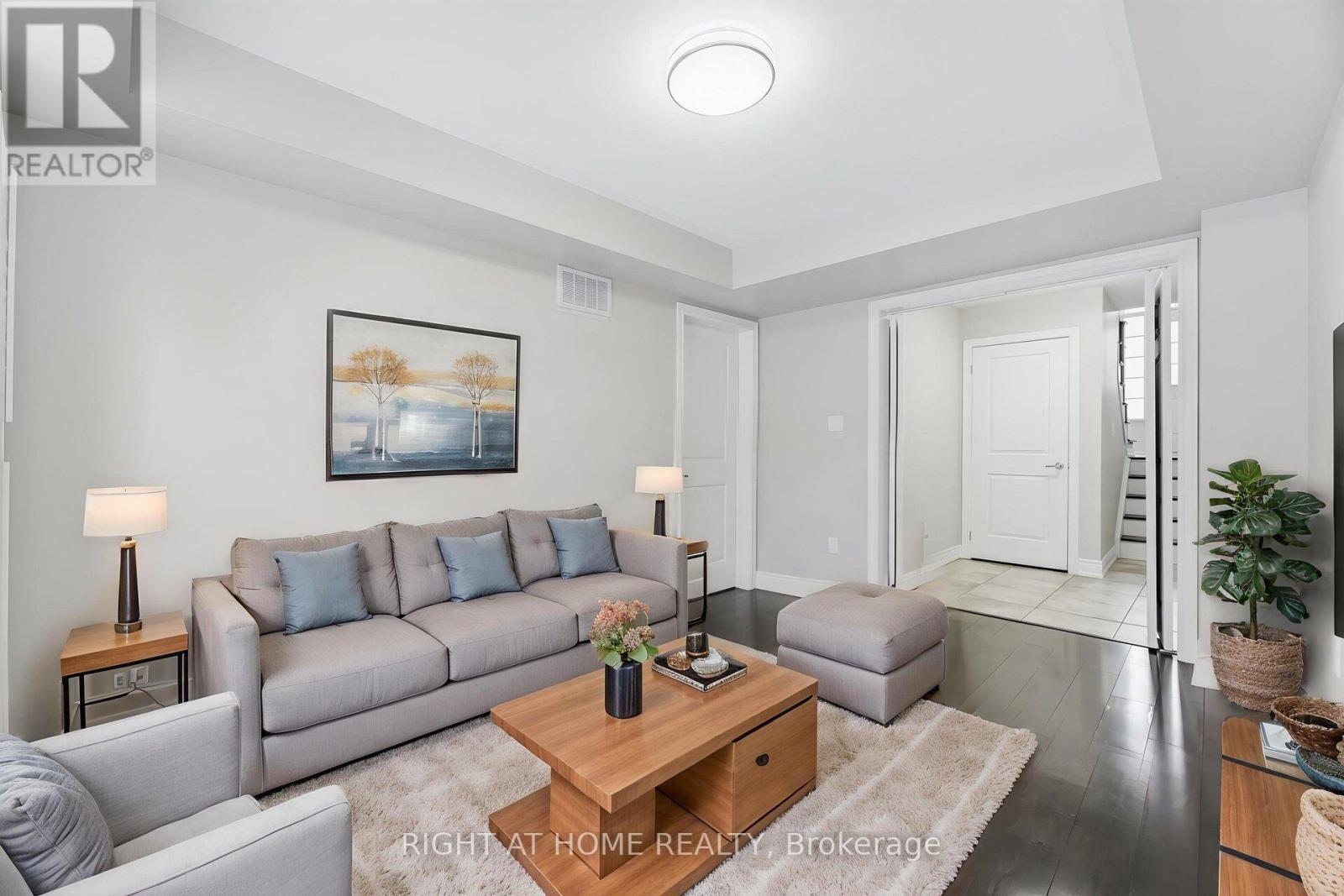 10 Vanhorne Close, Brampton (Northwest Brampton), Ontario  L7A 0X7 - Photo 35 - W12900220