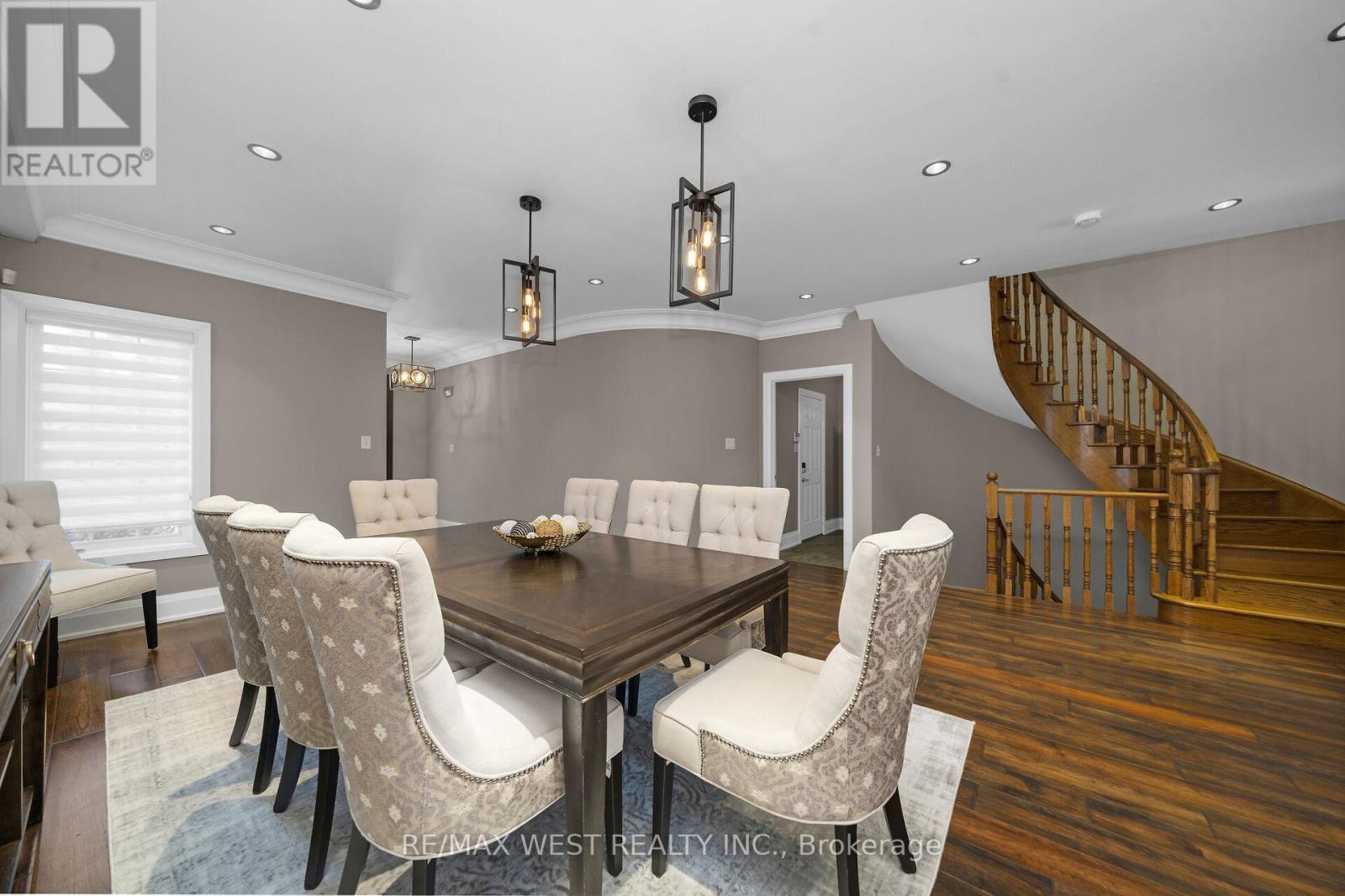 99 Gray Park Drive, Caledon, Ontario  L7E 2N5 - Photo 11 - W12919008