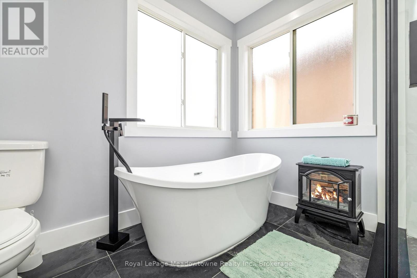 1075 Sprucedale Lane, Milton, Ontario  L9T 5P3 - Photo 25 - W12919860