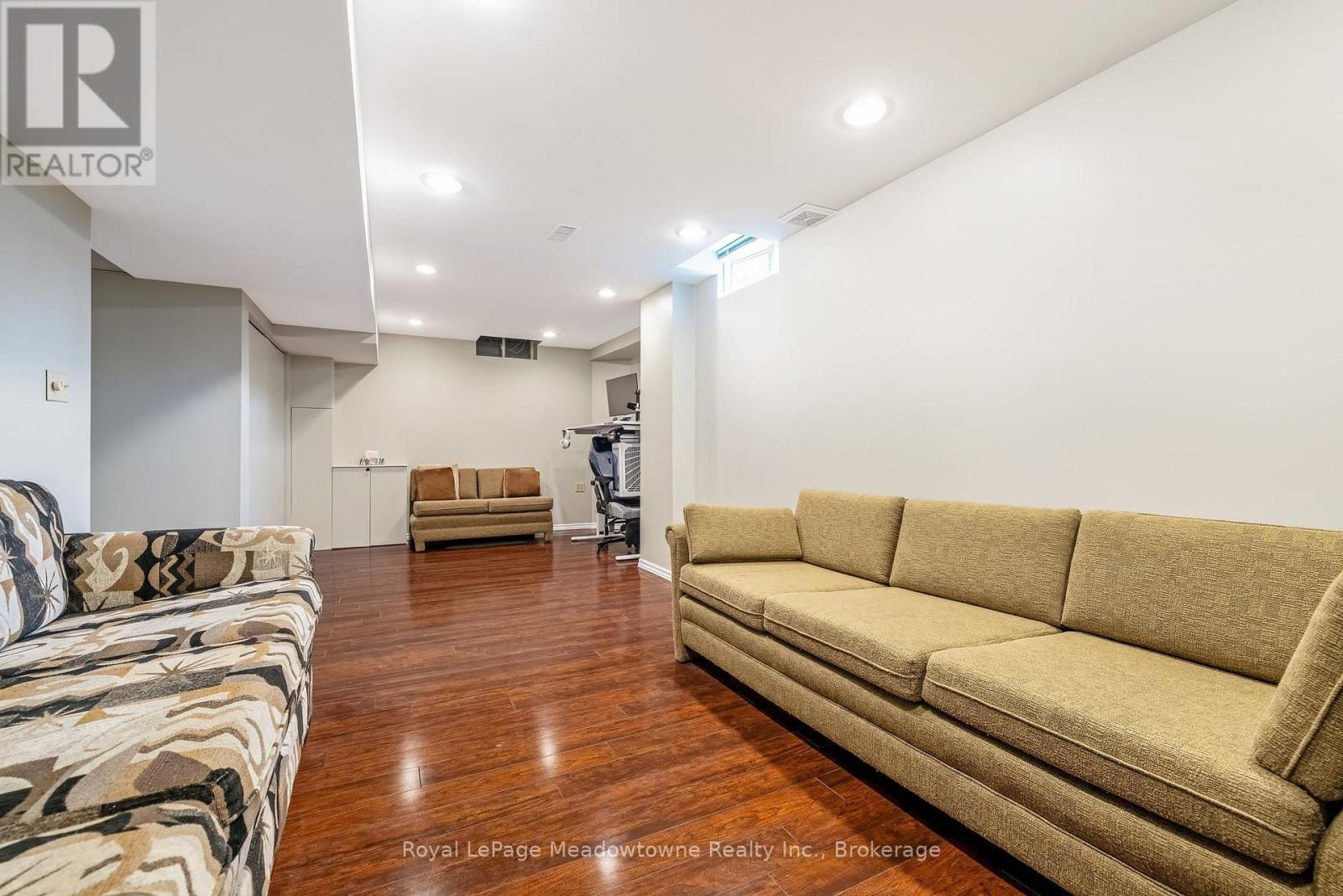 1075 Sprucedale Lane, Milton, Ontario  L9T 5P3 - Photo 34 - W12919860