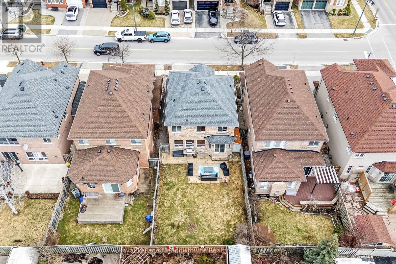 1075 Sprucedale Lane, Milton, Ontario  L9T 5P3 - Photo 45 - W12919860