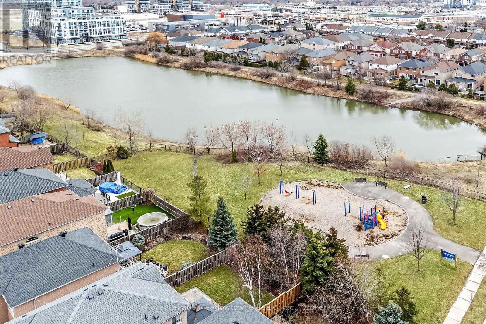 1075 Sprucedale Lane, Milton, Ontario  L9T 5P3 - Photo 47 - W12919860