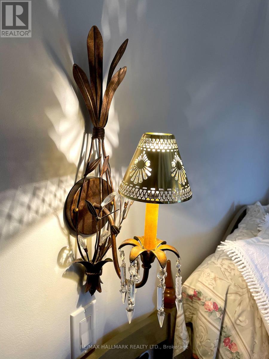 1927 Niagara Parkway, Fort Erie, Ontario  L2A 5M4 - Photo 33 - X12902632