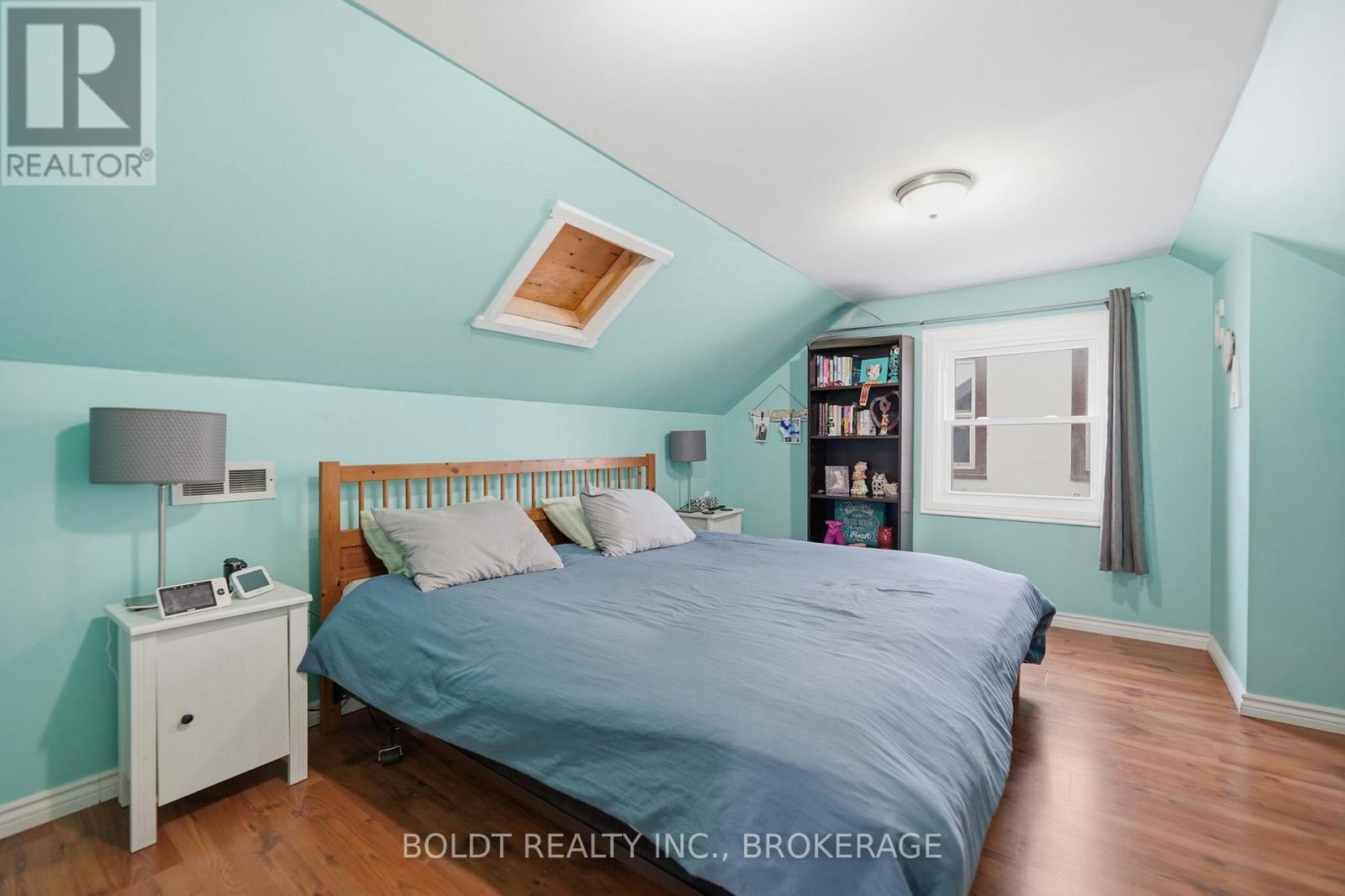 249 Mcalpine Avenue S, Welland, Ontario  L3B 1T8 - Photo 21 - X12919848