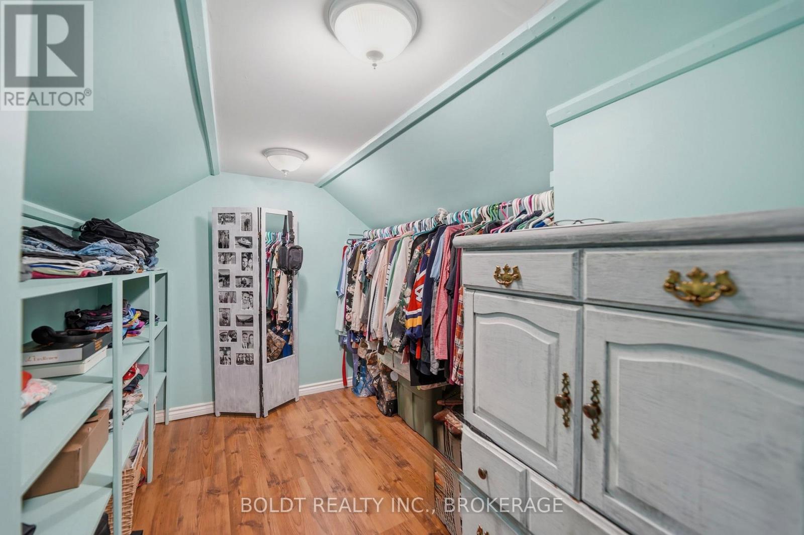 249 Mcalpine Avenue S, Welland, Ontario  L3B 1T8 - Photo 23 - X12919848