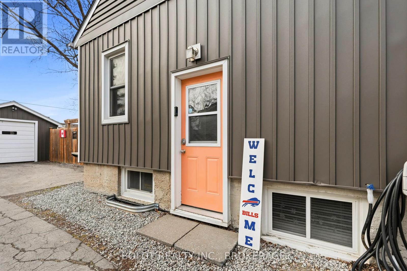 249 Mcalpine Avenue S, Welland, Ontario  L3B 1T8 - Photo 27 - X12919848