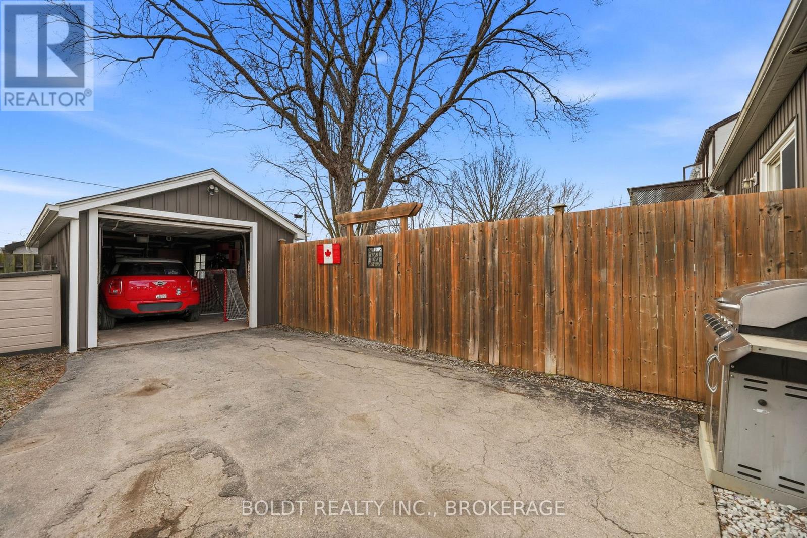 249 Mcalpine Avenue S, Welland, Ontario  L3B 1T8 - Photo 40 - X12919848