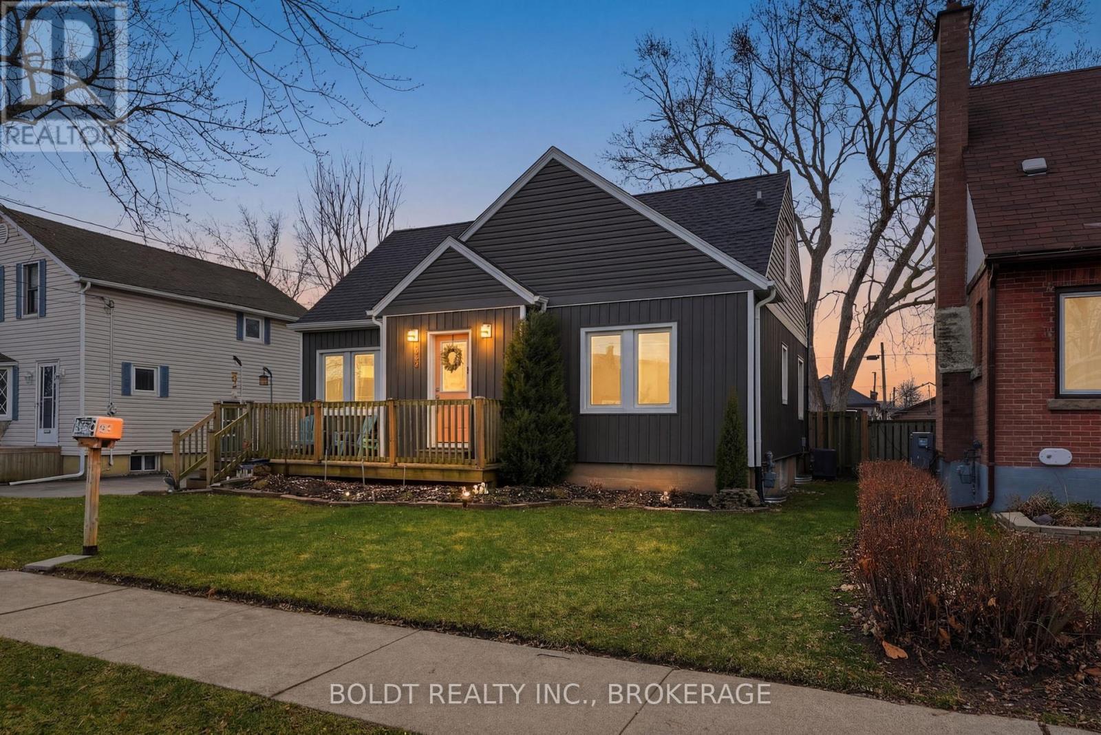 249 Mcalpine Avenue S, Welland, Ontario  L3B 1T8 - Photo 45 - X12919848