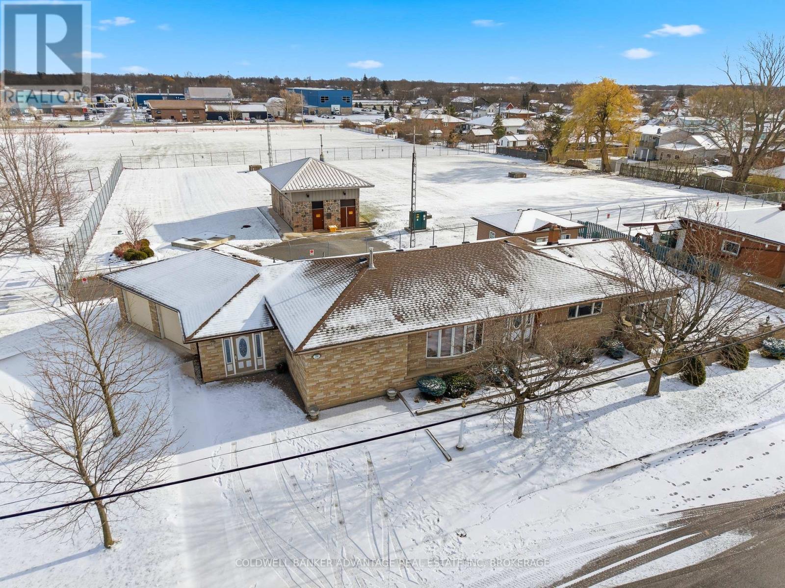 791 Fielden Avenue, Port Colborne, Ontario  L3K 4W5 - Photo 4 - X12919926