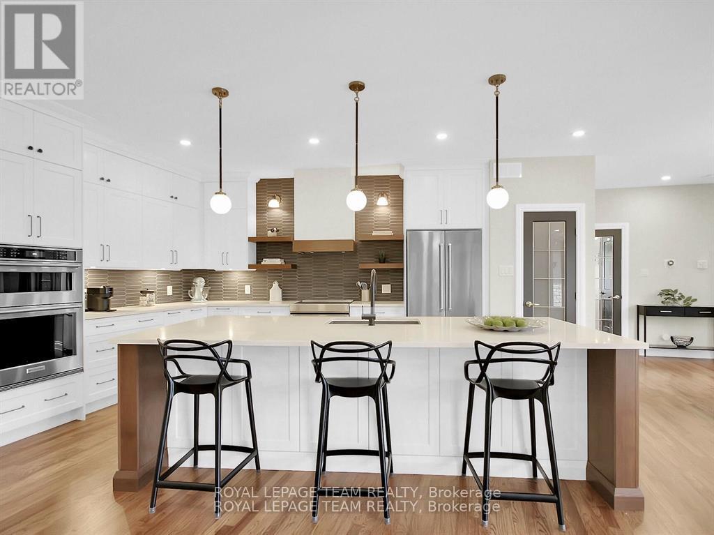 6196 Elkwood Drive, Ottawa, Ontario  K4P 1M9 - Photo 14 - X12919628