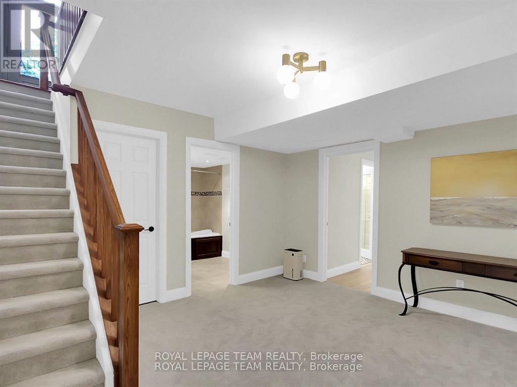 6196 Elkwood Drive, Ottawa, Ontario  K4P 1M9 - Photo 41 - X12919628