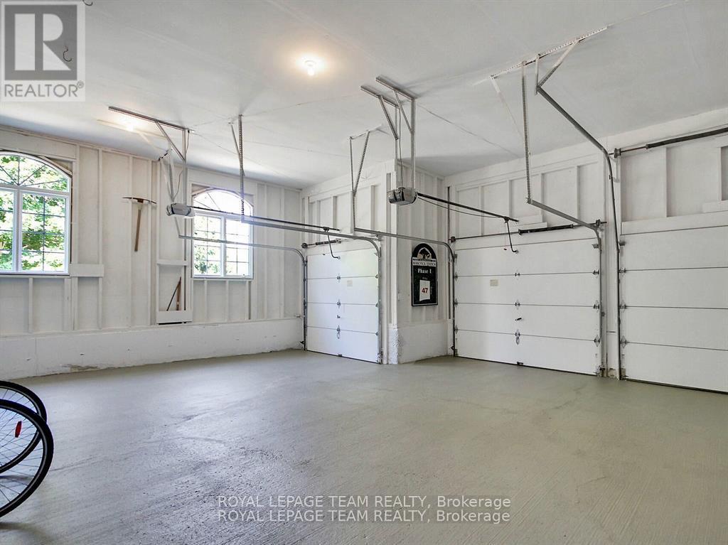 6196 Elkwood Drive, Ottawa, Ontario  K4P 1M9 - Photo 50 - X12919628