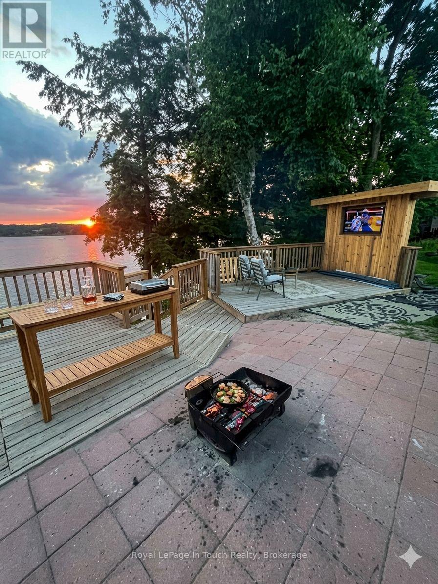 10 Lakeshore Road, Midland, Ontario  L4R 0B9 - Photo 13 - S12919968