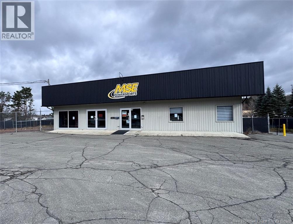 811-815 Victoria Street, Edmundston, New Brunswick  E3V 3T3 - Photo 1 - NB130873