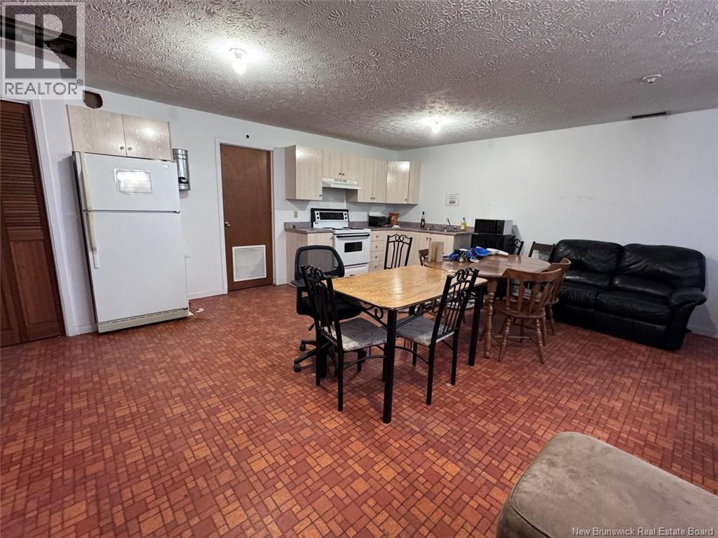 811-815 Victoria Street, Edmundston, New Brunswick  E3V 3T3 - Photo 45 - NB130873