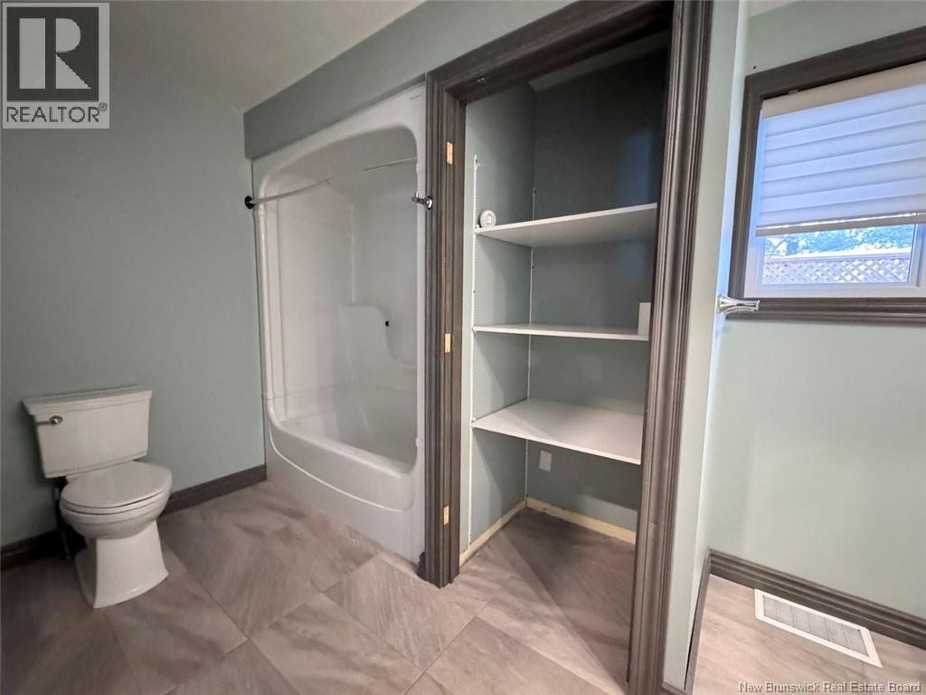 811-815 Victoria Street, Edmundston, New Brunswick  E3V 3T3 - Photo 42 - NB130873