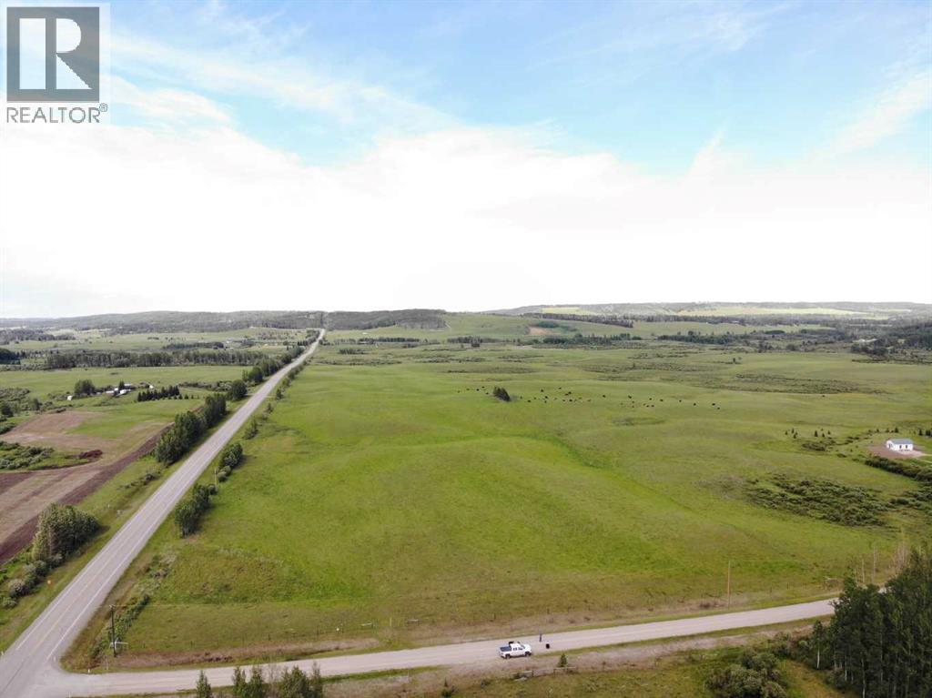 HWY 584, Rural Mountain View County, Alberta