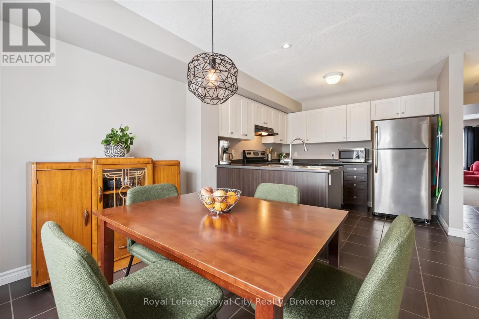 28b - 15 Carere Crescent, Guelph (Victoria North), Ontario  N1E 0K4 - Photo 11 - X12919758