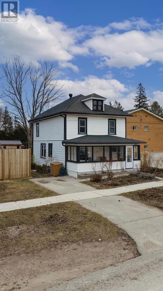 287 Mechanics Avenue, Kincardine, Ontario  N2Z 1E2 - Photo 2 - X12919956