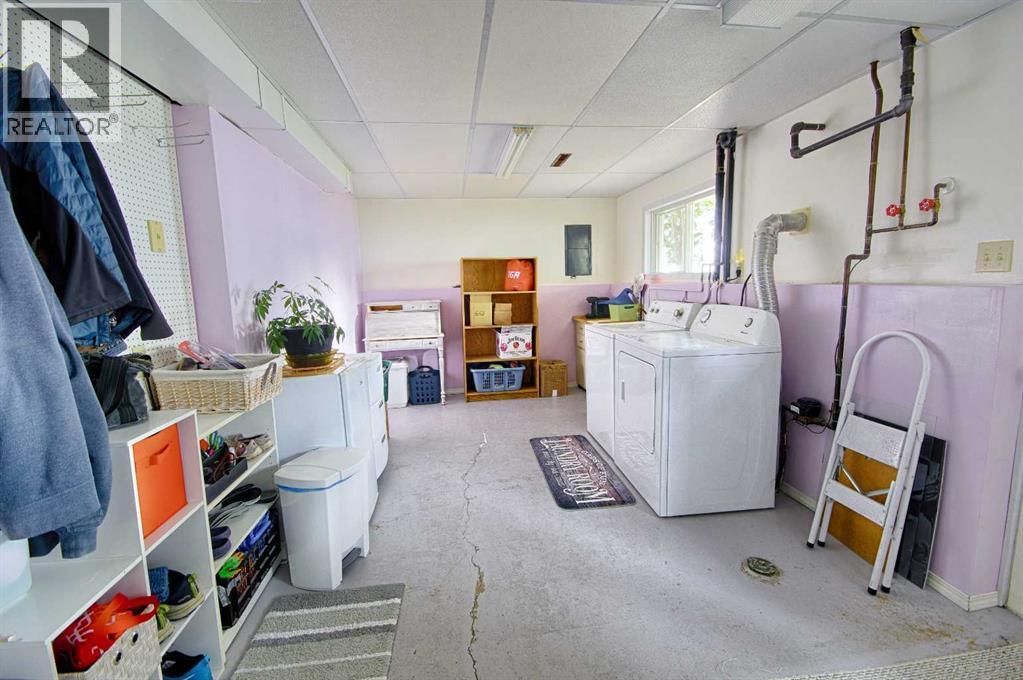 1109 25 Street N, Lethbridge, Alberta  T1H 3W1 - Photo 13 - A2295400