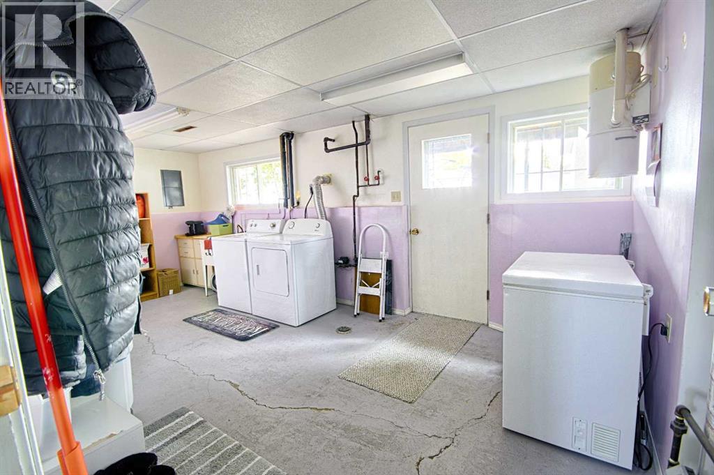 1109 25 Street N, Lethbridge, Alberta  T1H 3W1 - Photo 12 - A2295400