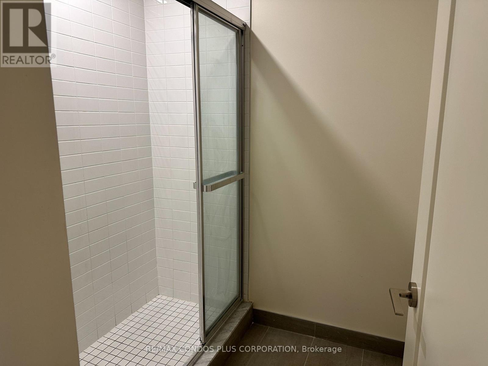 518 - 330 Richmond Street W, Toronto, Ontario M5V 1X2 - Photo 14 - C12915680