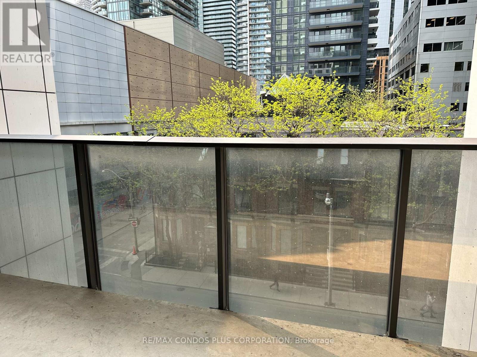 518 - 330 Richmond Street W, Toronto, Ontario M5V 1X2 - Photo 16 - C12915680