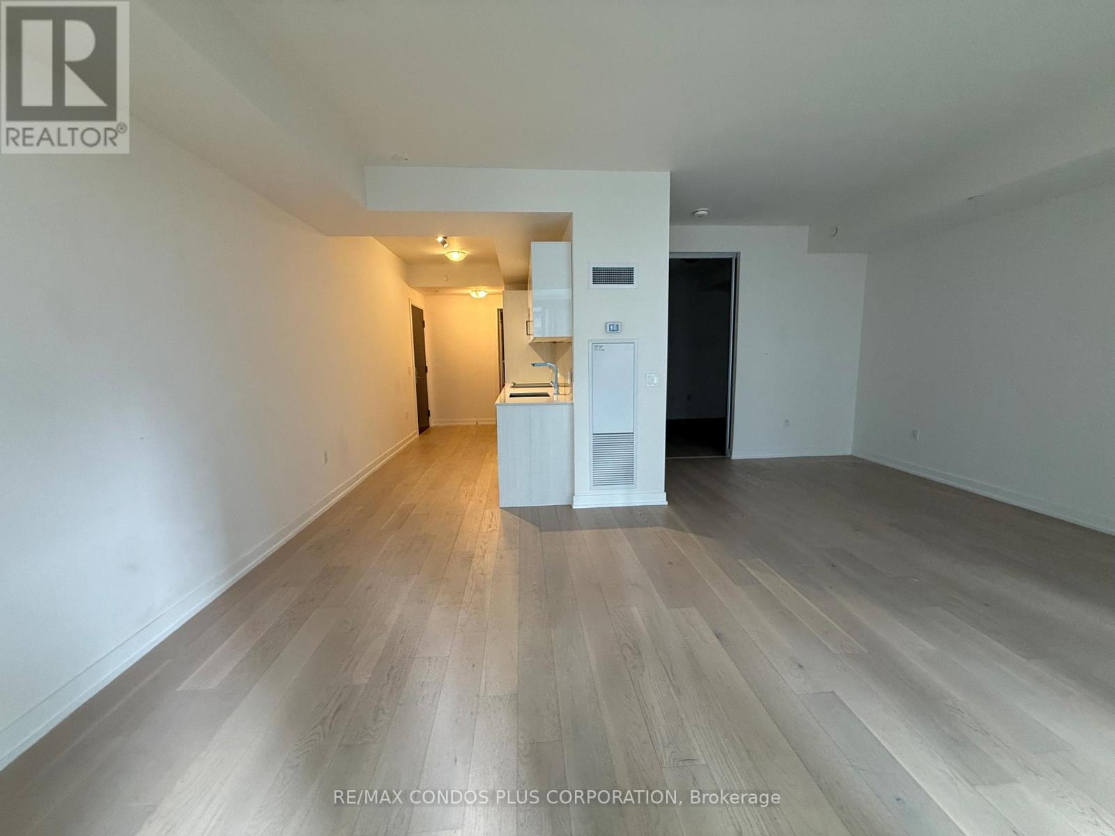 518 - 330 Richmond Street W, Toronto, Ontario M5V 1X2 - Photo 7 - C12915680