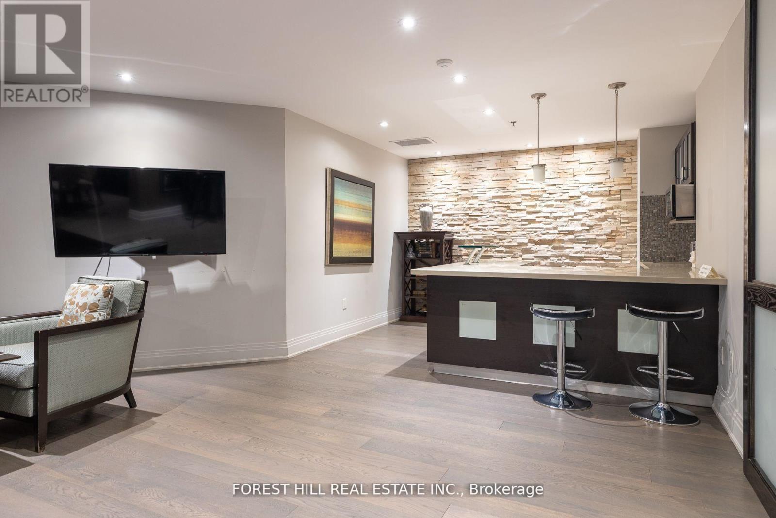 1006 - 99 Avenue Road, Toronto, Ontario  M5R 2G5 - Photo 30 - C12919714