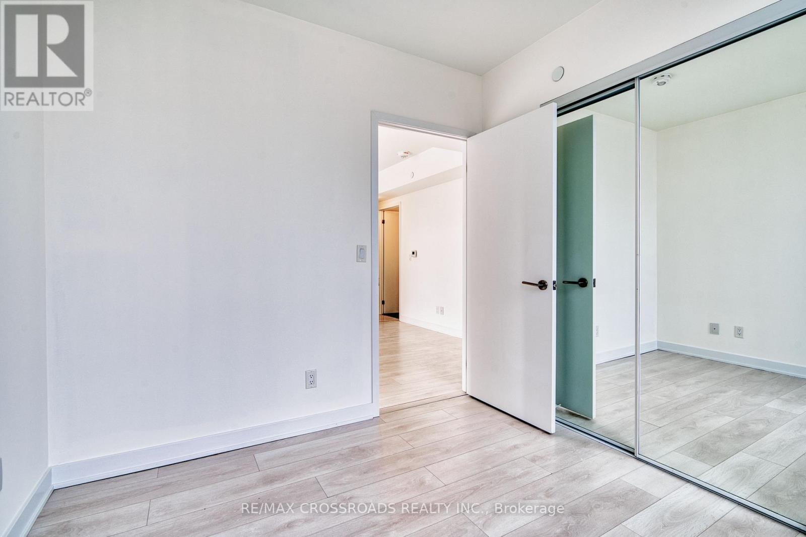 710 - 2 Sonic Way, Toronto, Ontario  M3C 0P2 - Photo 13 - C12919836