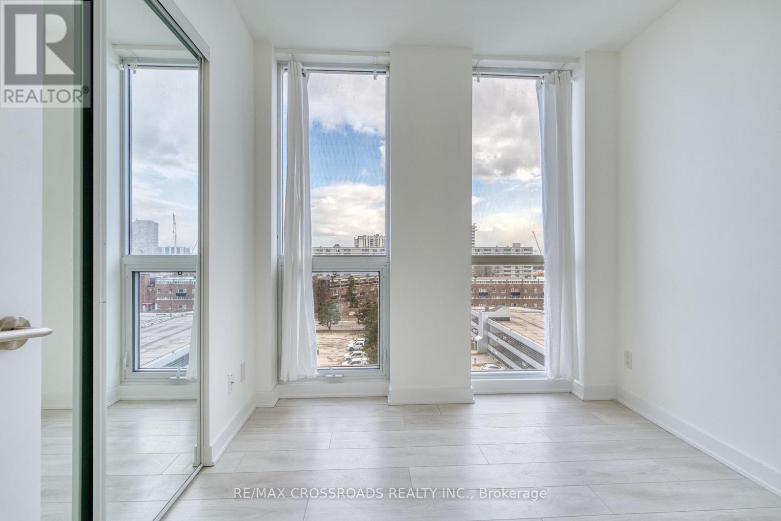 710 - 2 Sonic Way, Toronto, Ontario  M3C 0P2 - Photo 14 - C12919836