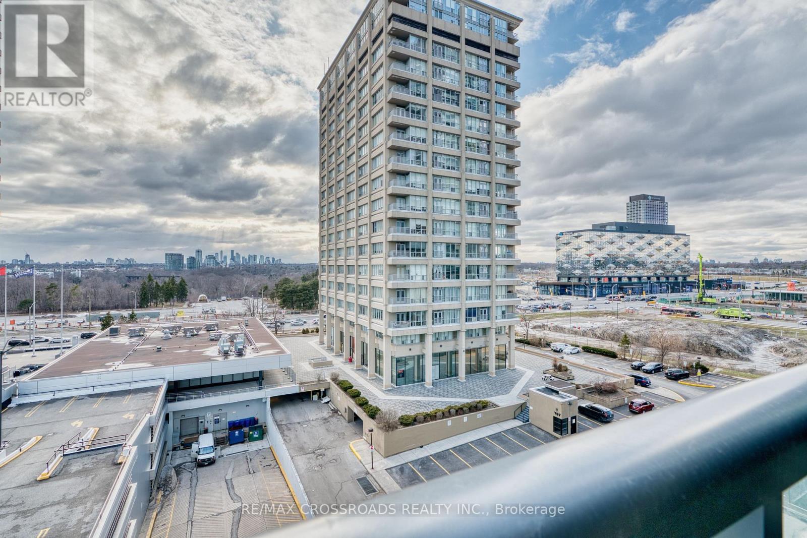 710 - 2 Sonic Way, Toronto, Ontario  M3C 0P2 - Photo 18 - C12919836