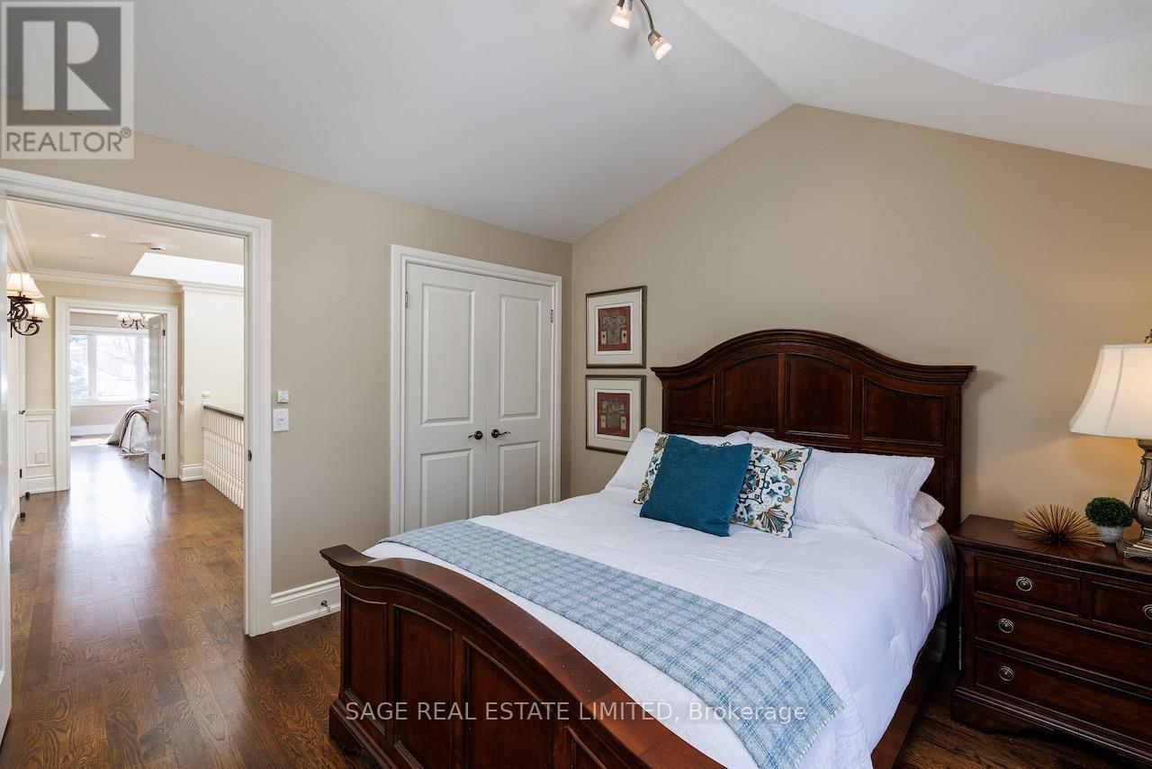 19 Carmichael Avenue, Toronto, Ontario  M5M 2W5 - Photo 39 - C12919920