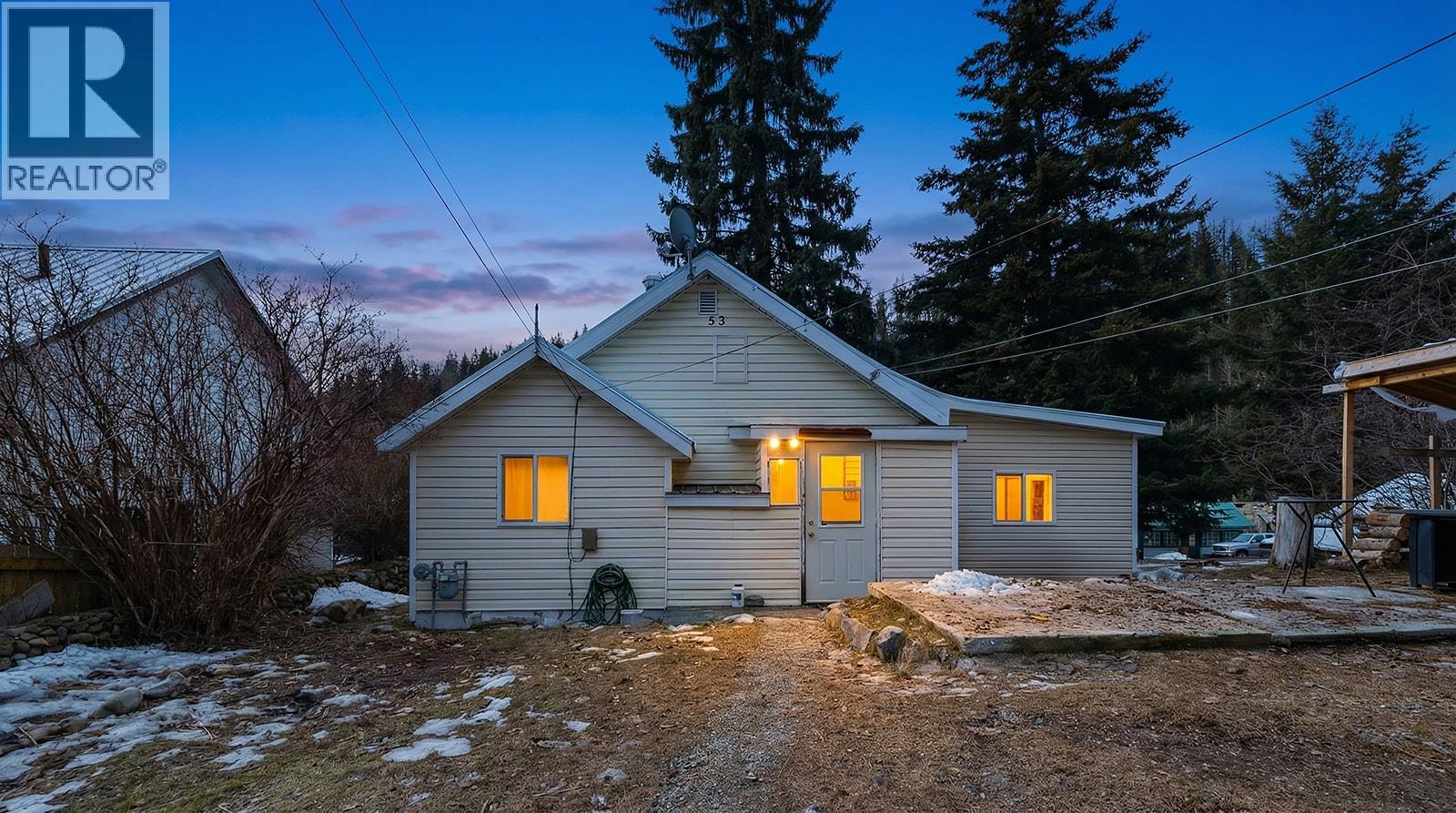 53 Spokane Street, Kimberley, British Columbia  V1A 2E3 - Photo 3 - 10380666