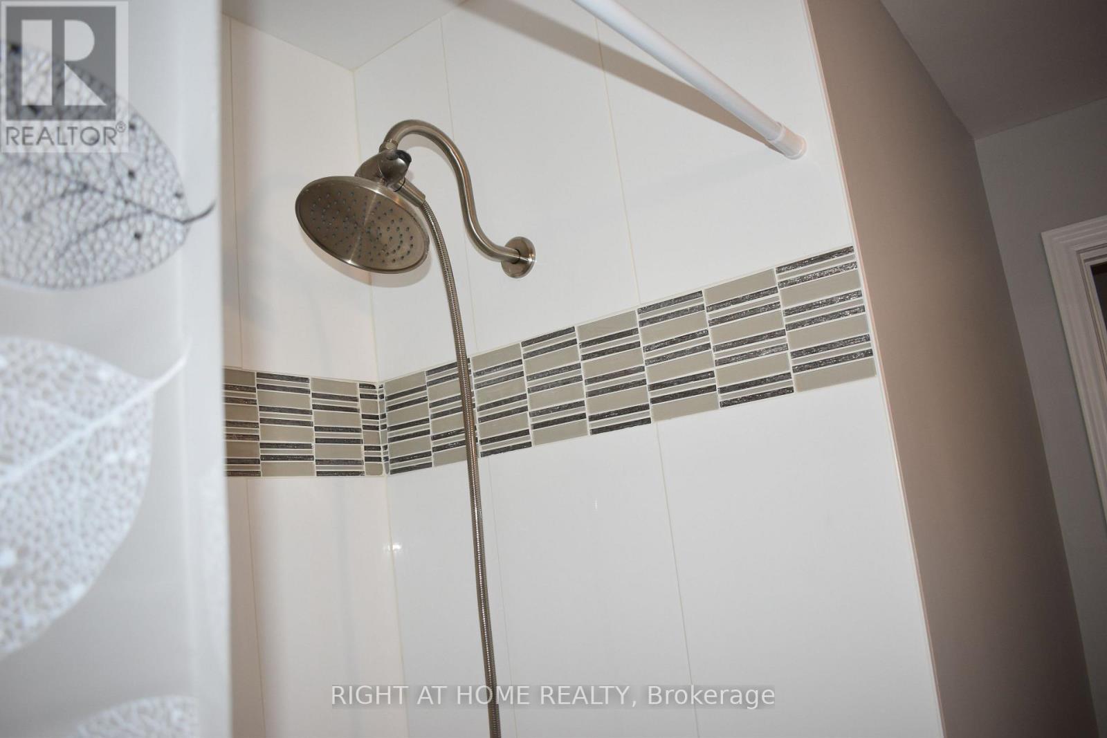 65 Chadburn Street, Oshawa, Ontario  L1H 5T9 - Photo 28 - E12919694