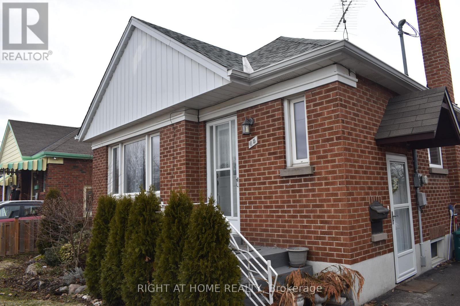 65 Chadburn Street, Oshawa, Ontario  L1H 5T9 - Photo 3 - E12919694