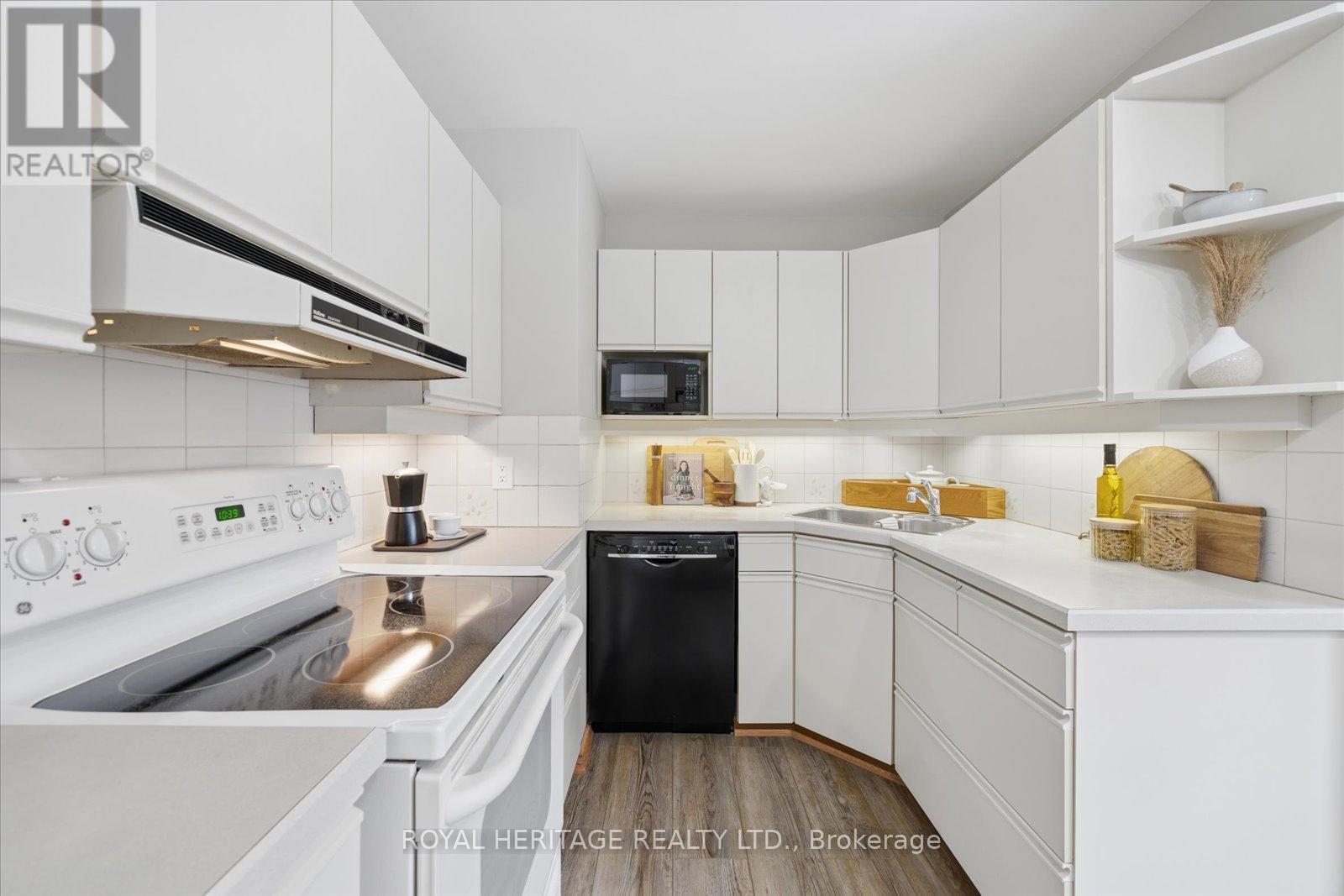 55 Garside Avenue, Whitby, Ontario  L1M 1A9 - Photo 18 - E12919878