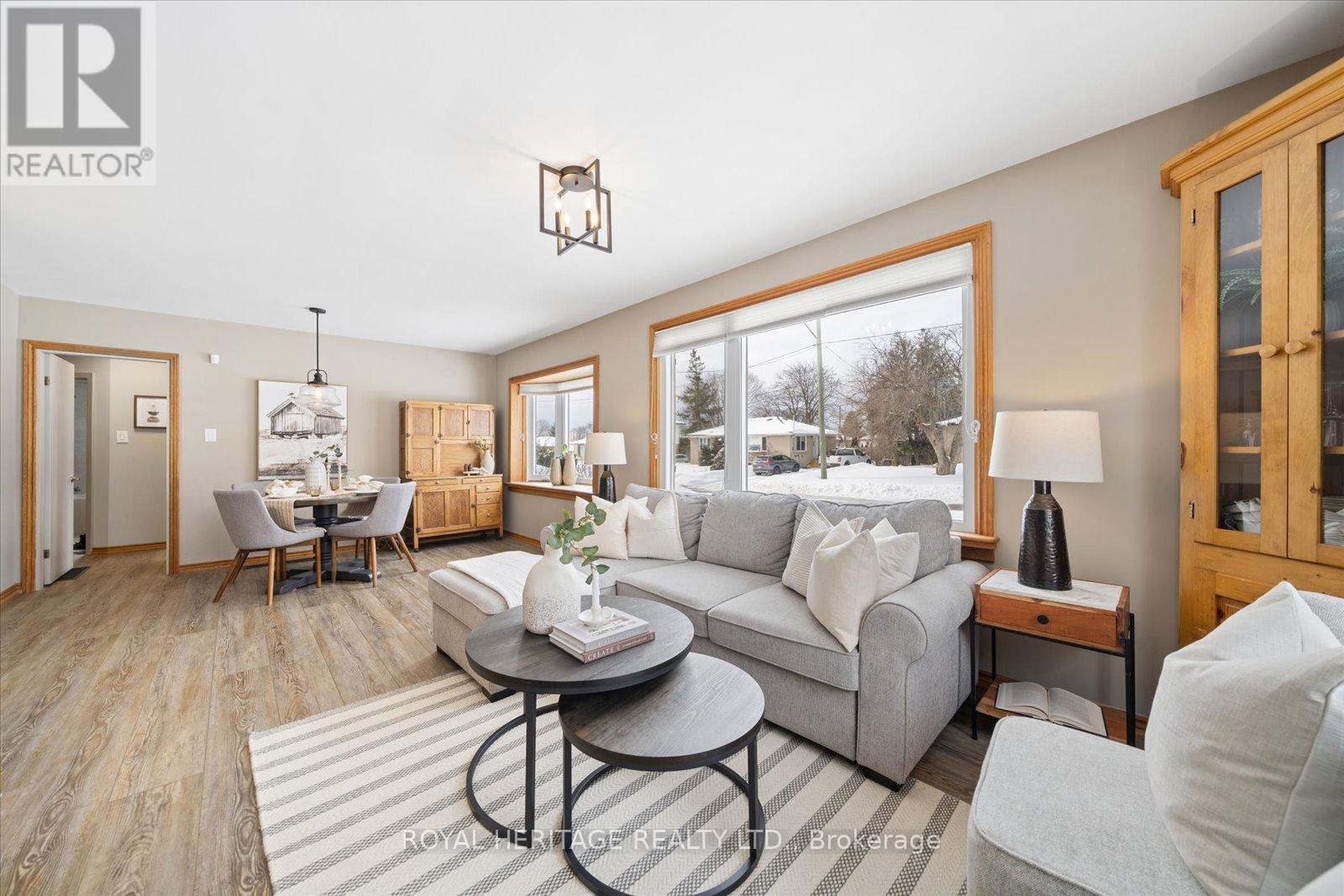 55 Garside Avenue, Whitby, Ontario  L1M 1A9 - Photo 9 - E12919878