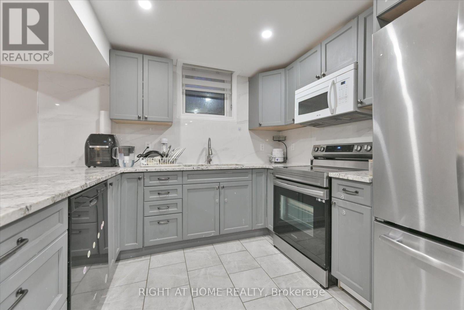 39 Devondale Street, Clarington, Ontario  L1E 1S3 - Photo 33 - E12919932