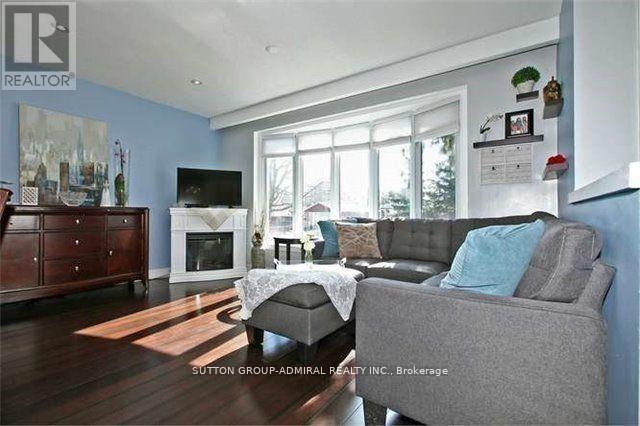 52 Tivoli Court, Toronto (Guildwood), Ontario  M1E 2A4 - Photo 4 - E12919952